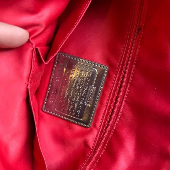 Coach Poppy graffiti tote Purse y2k - Picture 8 of 11